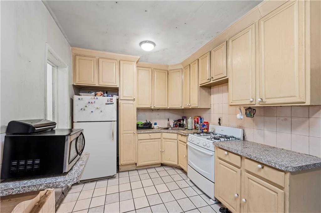 636 39th Street Sunset Park Brooklyn NY 11232