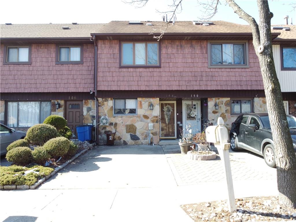 148 Rolling Hill Green Arden Heights Staten Island NY 10312