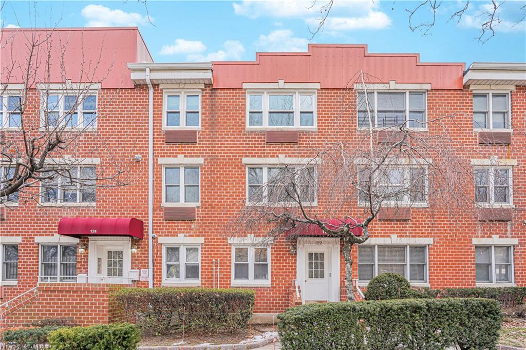 122 Prospect Park Windsor Terrace Brooklyn NY 11218