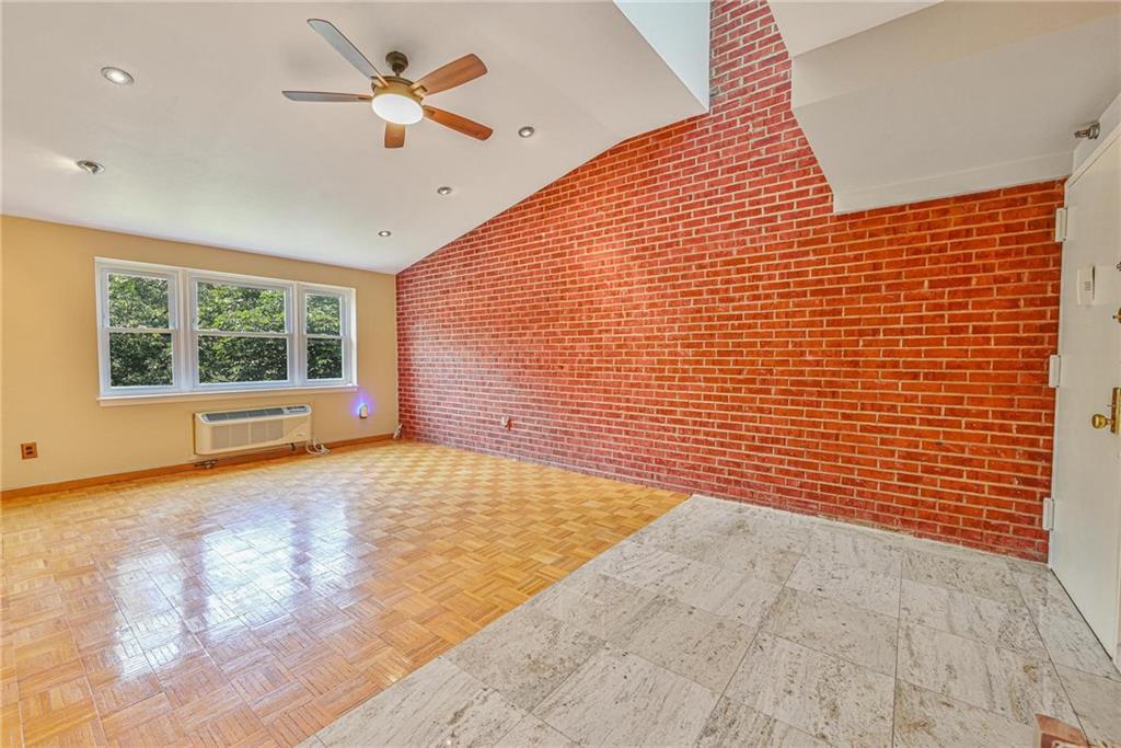 122 Prospect Park Windsor Terrace Brooklyn NY 11218