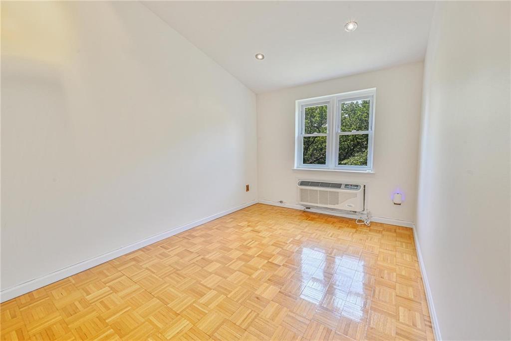 122 Prospect Park Windsor Terrace Brooklyn NY 11218