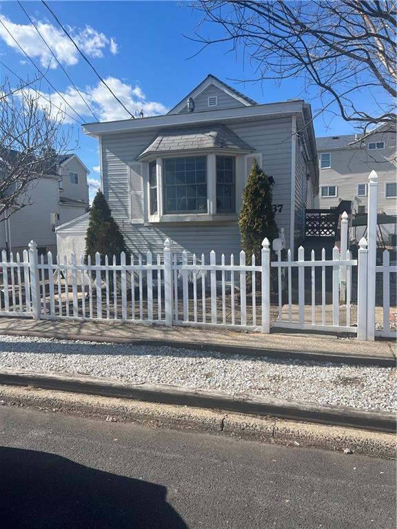 637 Oceanside Avenue Dongan Hills Brooklyn NY 10305