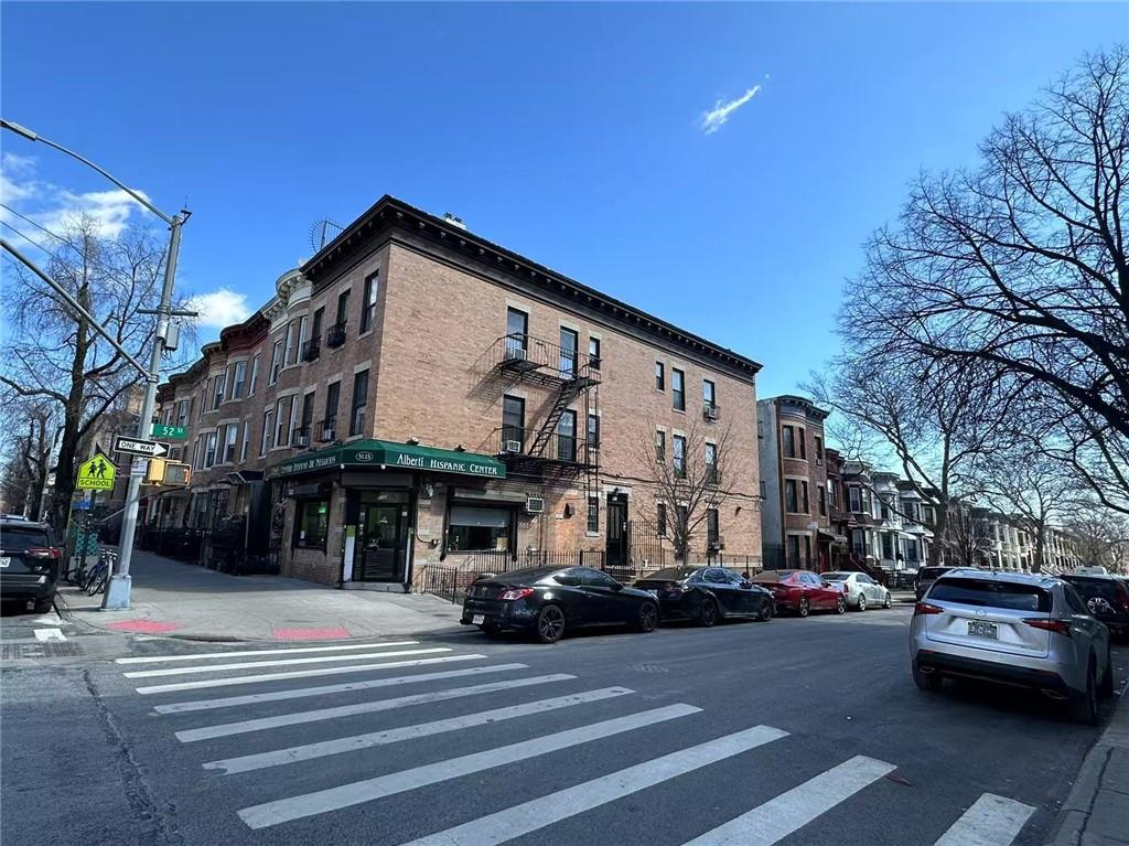 5125 6th Avenue Sunset Park Brooklyn NY 11220