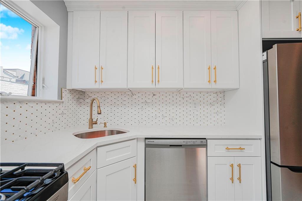3105 Emmons Avenue Sheepshead Bay Brooklyn NY 11235