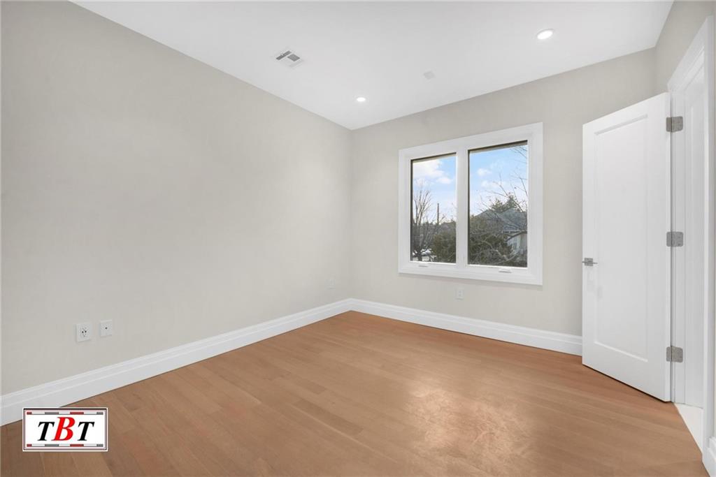 2601 Avenue P Madison Brooklyn NY 11229