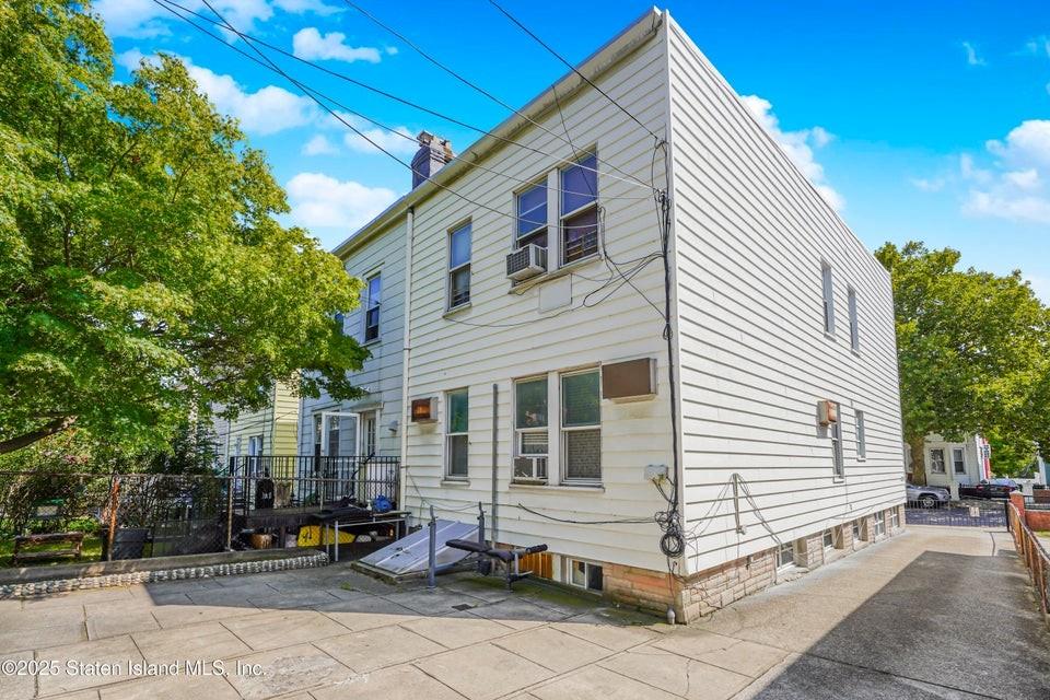 31 Seeley Street Windsor Terrace Brooklyn NY 11218