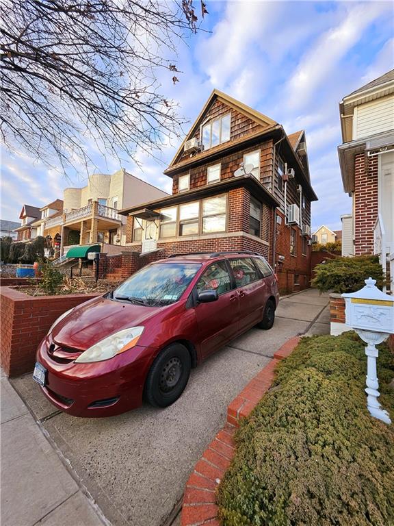 1433 BayRidge Parkway Dyker Heights Brooklyn NY 11228