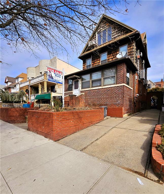 1433 BayRidge Parkway Dyker Heights Brooklyn NY 11228