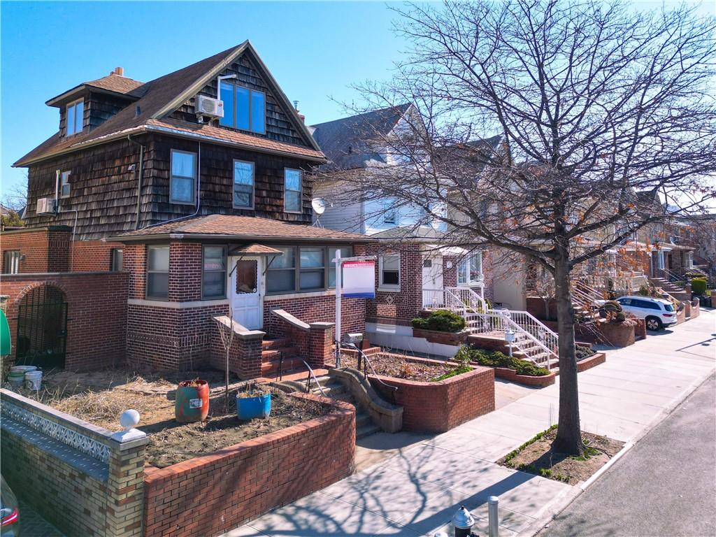 1433 BayRidge Parkway Dyker Heights Brooklyn NY 11228