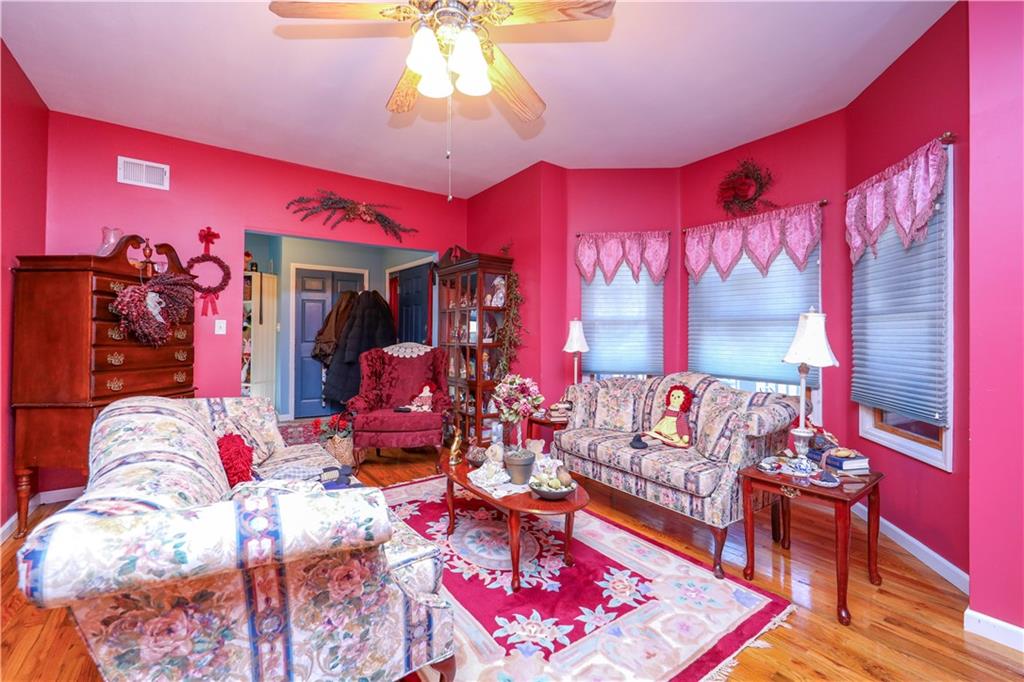 18 Park Place New Brighton Staten Island NY 10301