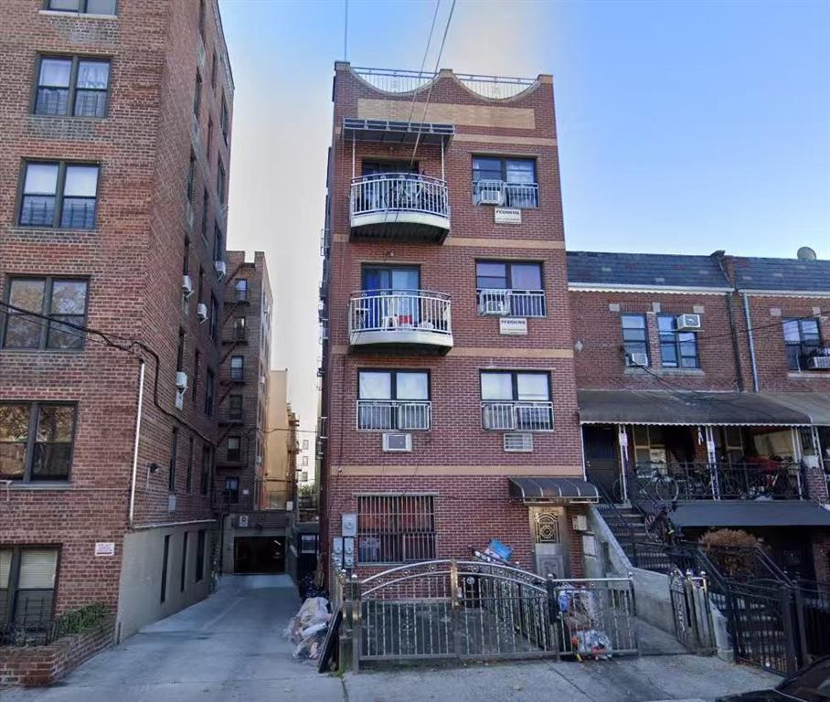 872 41st Street Sunset Park Brooklyn NY 11232