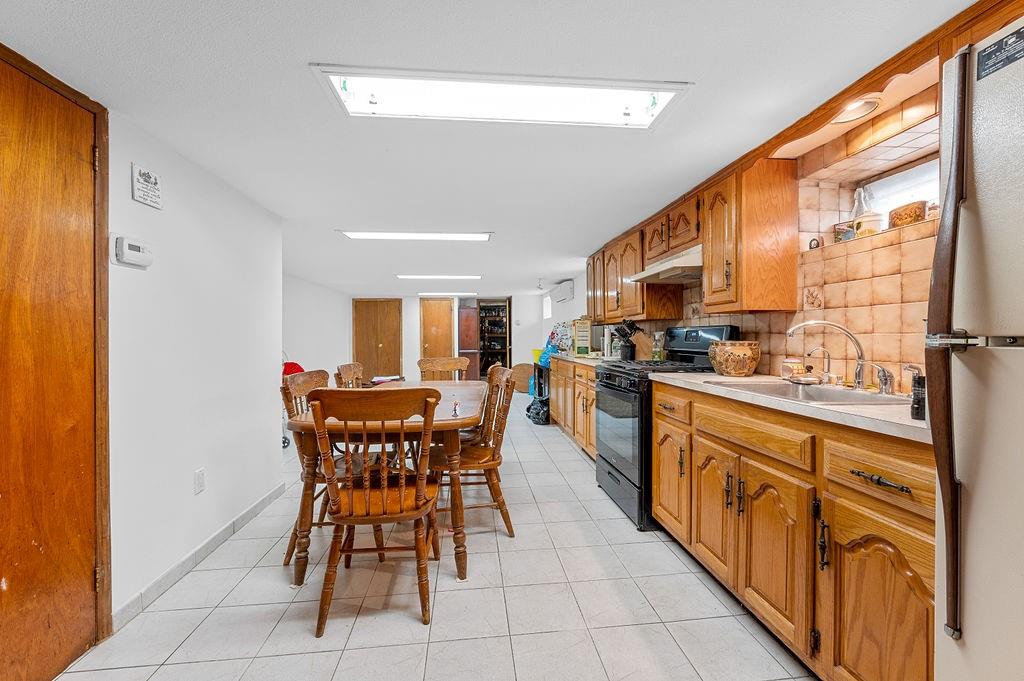 1833 76th Street Bensonhurst Brooklyn NY 11214