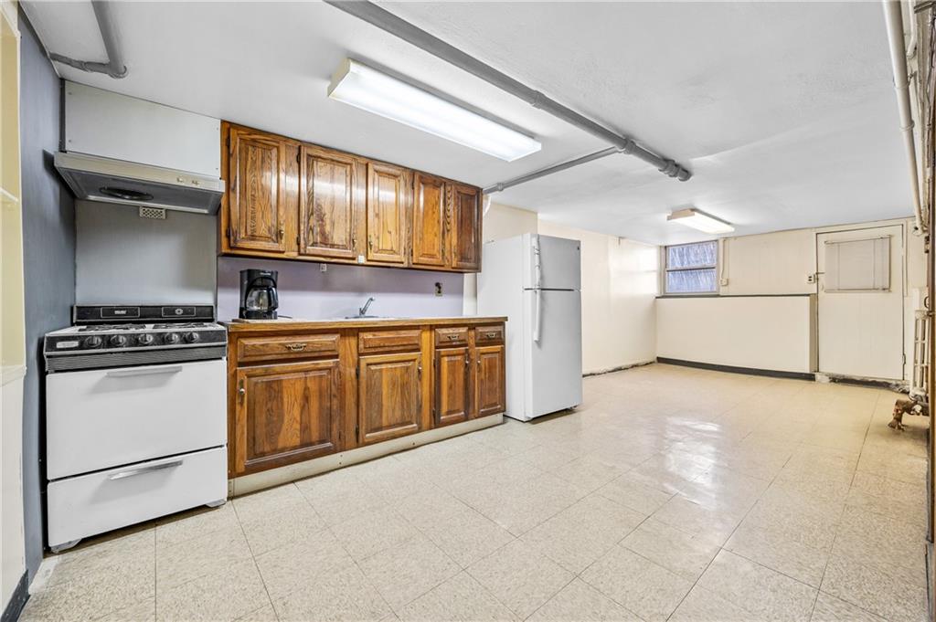 8622 17th Avenue Bensonhurst Brooklyn NY 11214