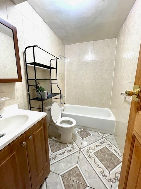 1939 Monterey Avenue Bronx NY 10457