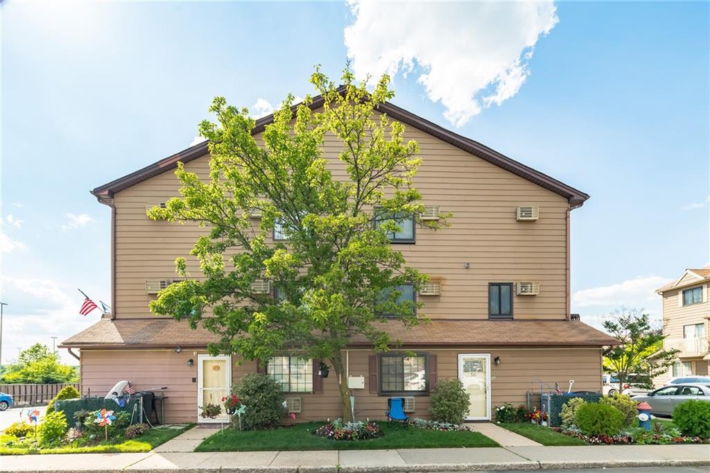 96 Lamped Loop New Springville New Springville NY 10314
