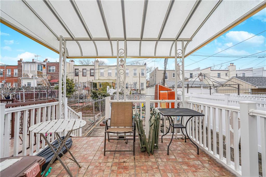 1925 West 9th Street Gravesend Brooklyn NY 11223