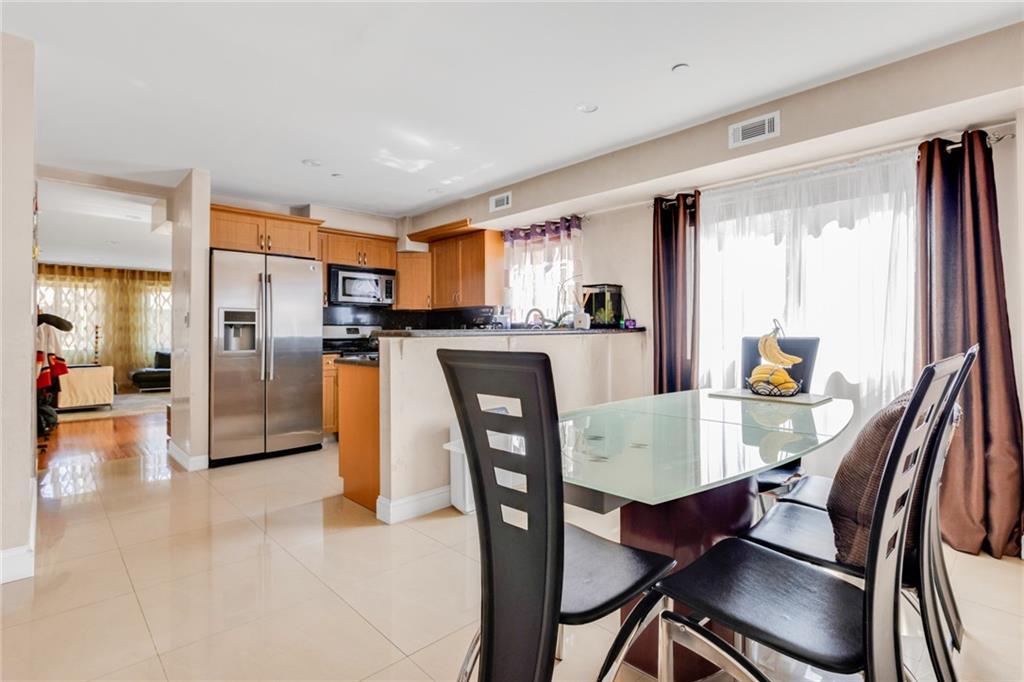2750 East 28th Street Sheepshead Bay Brooklyn NY 11235