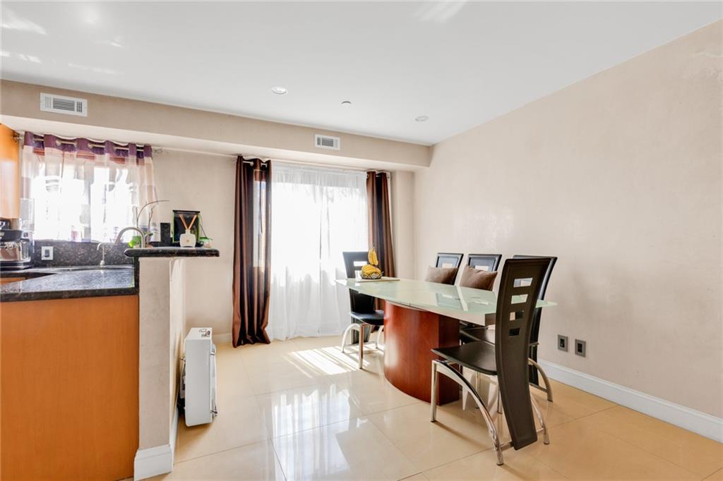 2750 East 28th Street Sheepshead Bay Brooklyn NY 11235