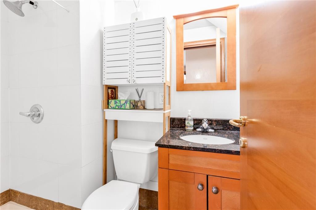 2750 East 28th Street Sheepshead Bay Brooklyn NY 11235