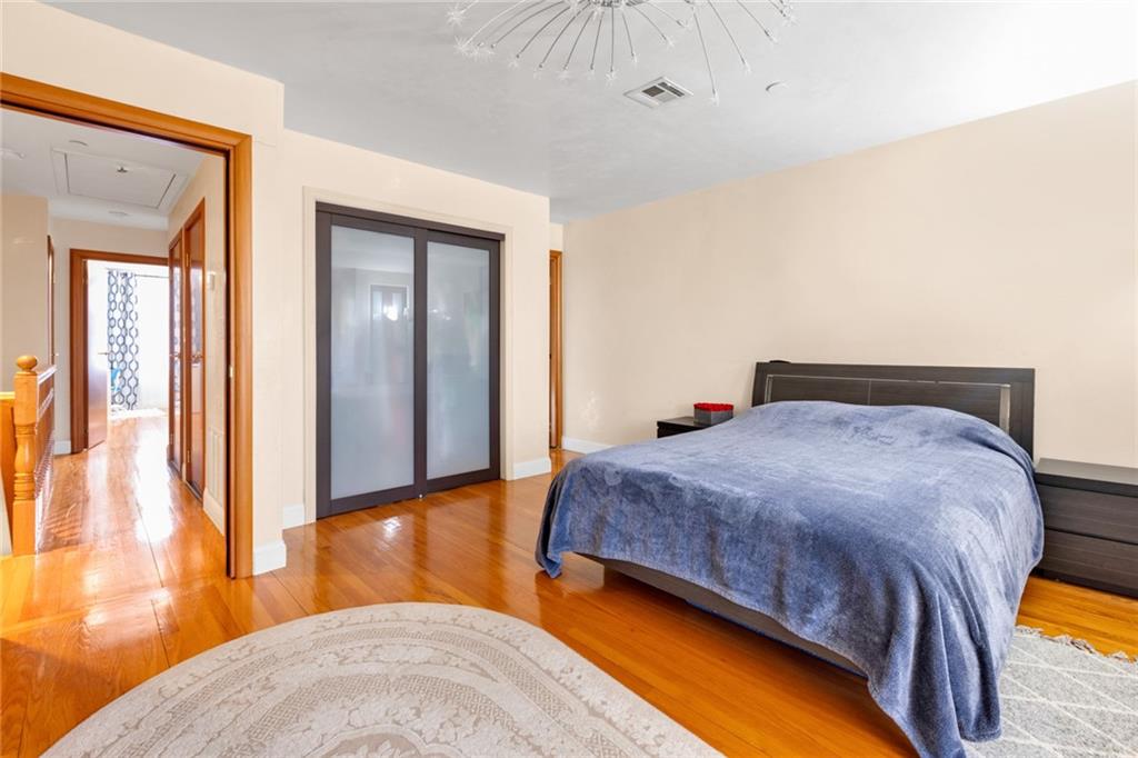 2750 East 28th Street Sheepshead Bay Brooklyn NY 11235