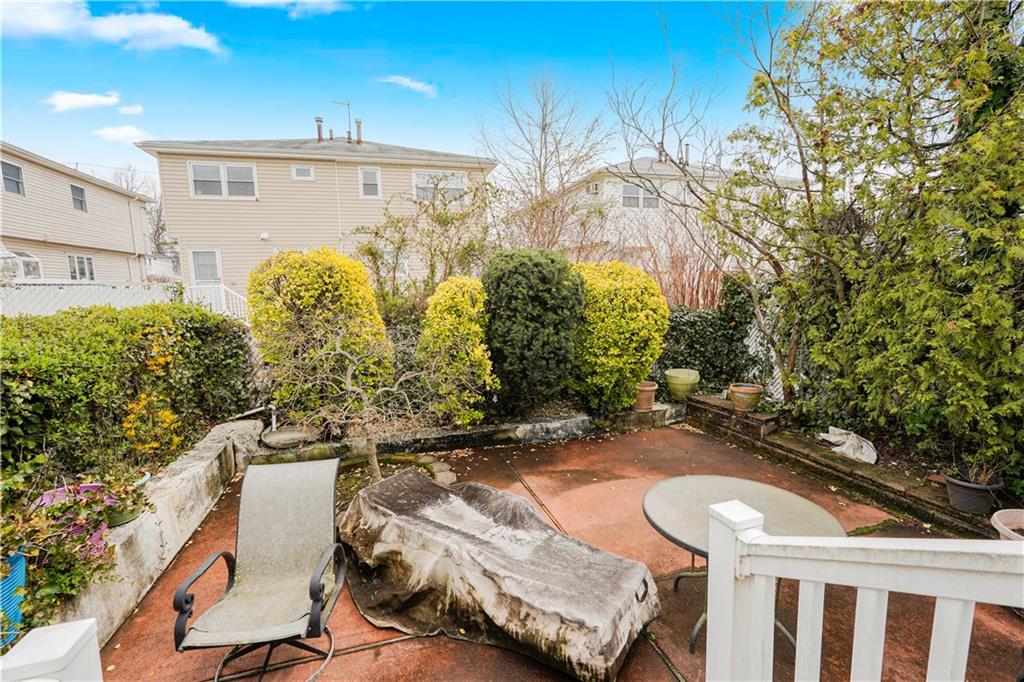 71 Abingdon Avenue Eltingville Staten Island NY 10308