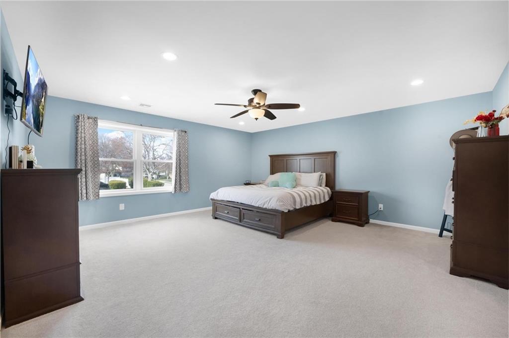 19 Sprucewood Drive Out of NYC Levittown NY 11756