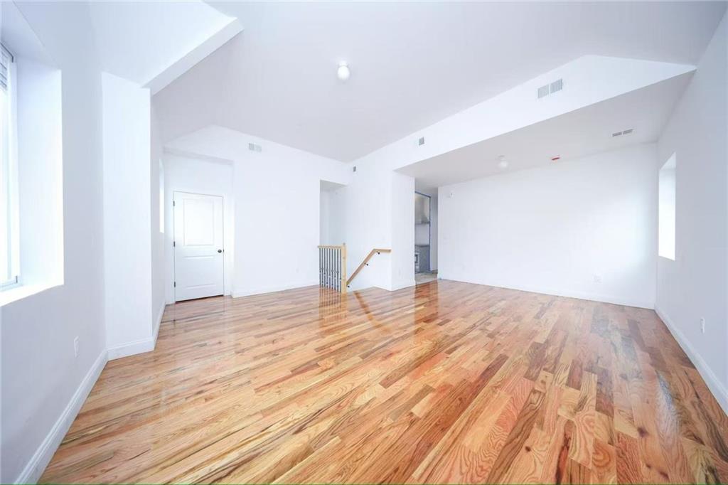 140 Beach Street Stapleton Staten Island NY 10304