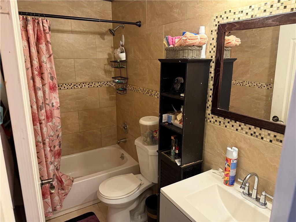 10529 Flatlands 4th Street Canarsie Brooklyn NY 11236