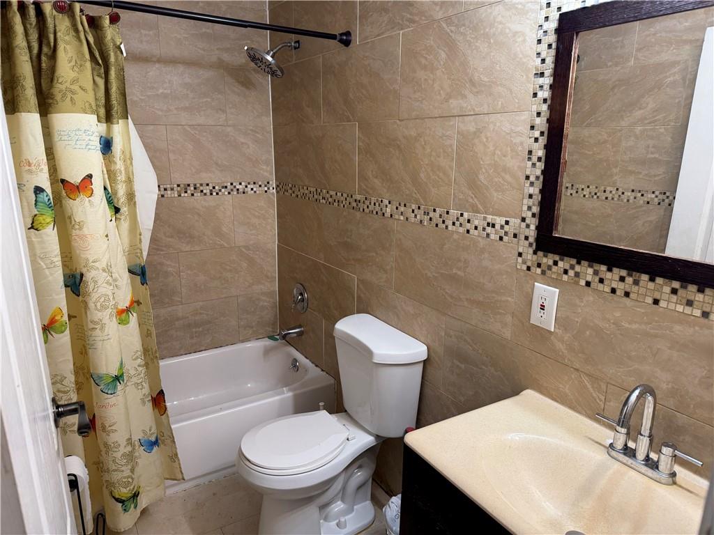 10529 Flatlands 4th Street Canarsie Brooklyn NY 11236