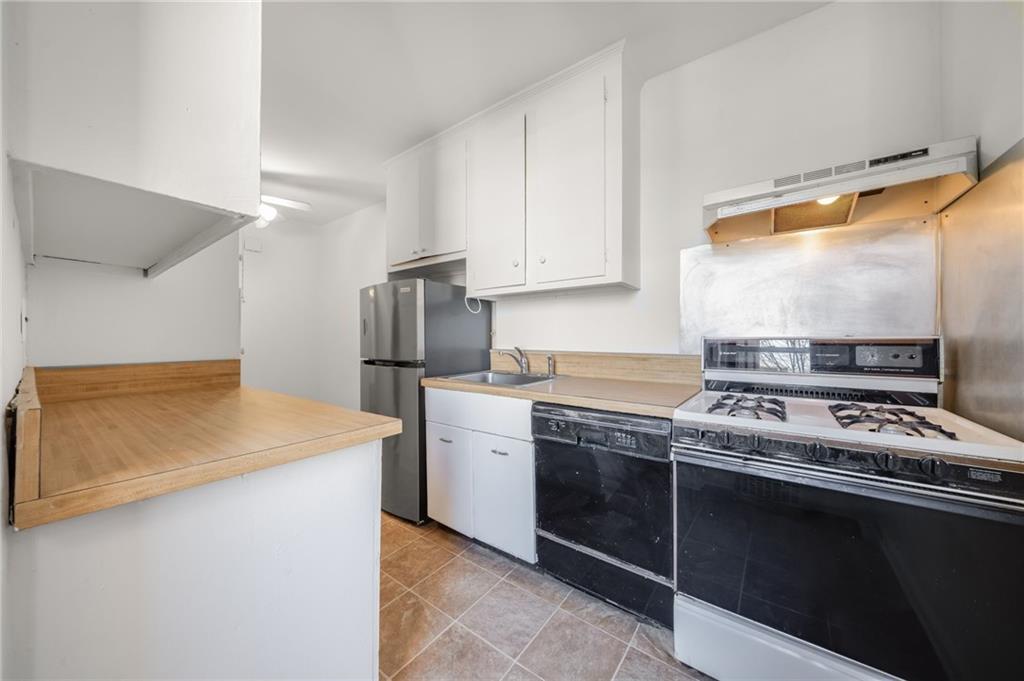 3025 Ocean Avenue Sheepshead Bay Brooklyn NY 11235