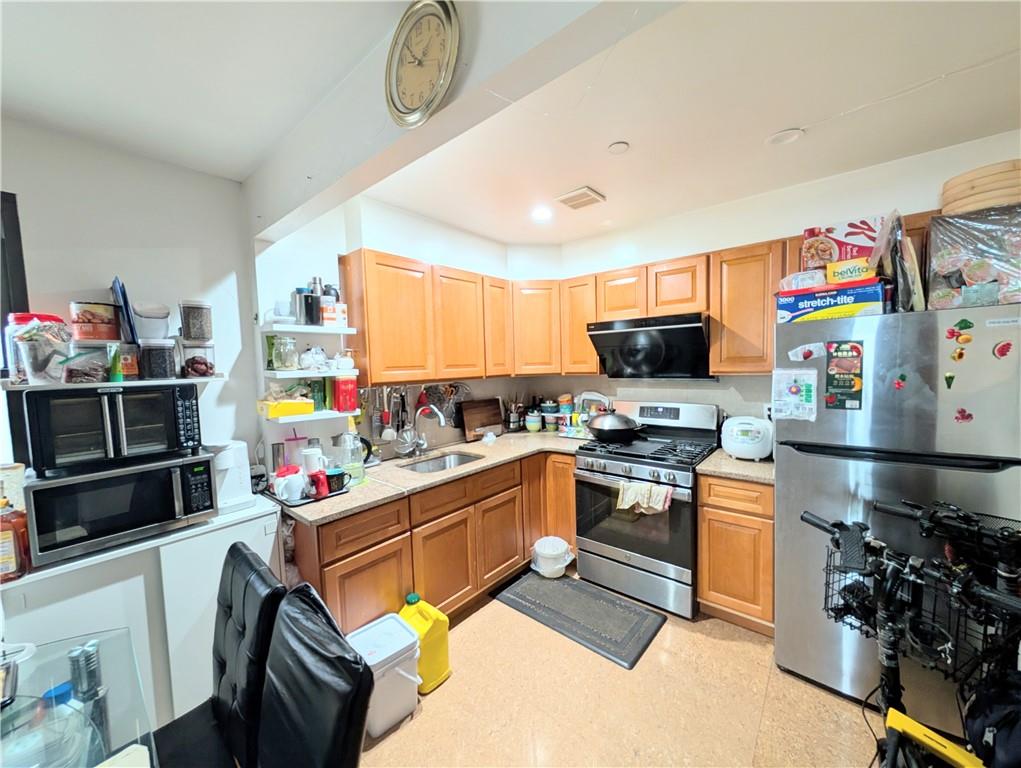 5418 3rd Avenue Sunset Park Brooklyn NY 11220