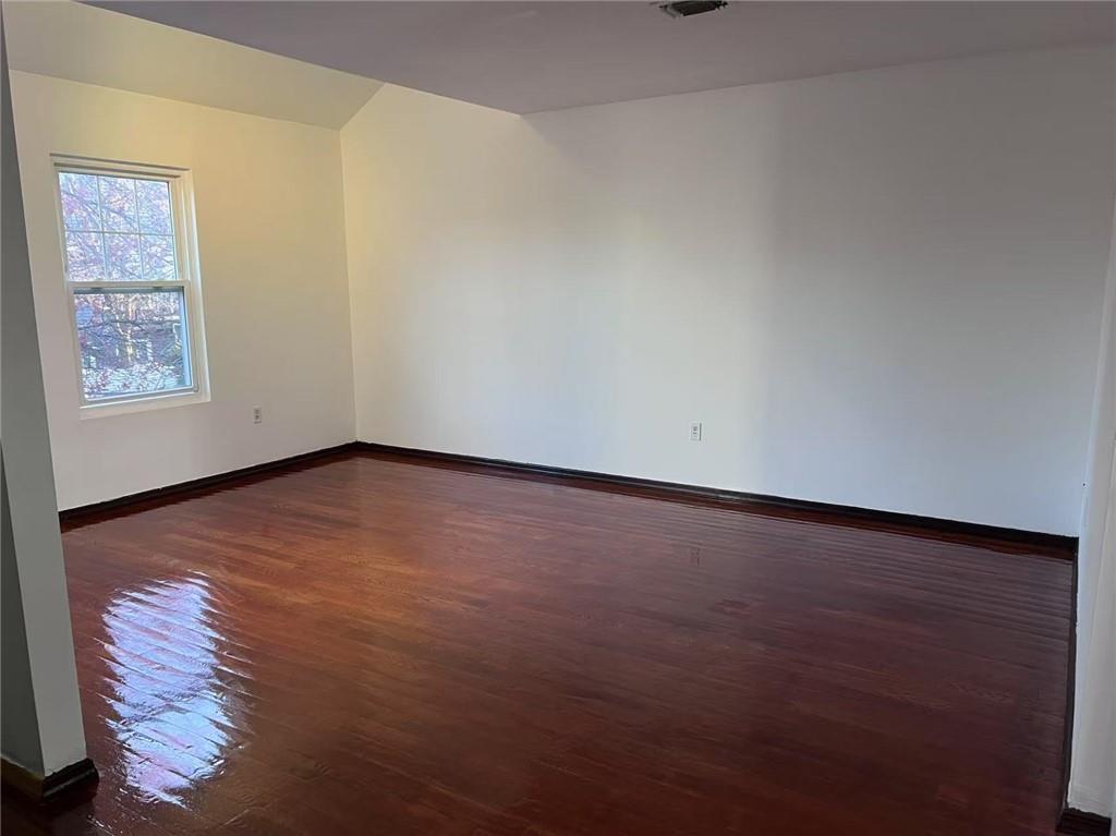 181 Pond Way Mariner's Harbor Staten Island NY 10303