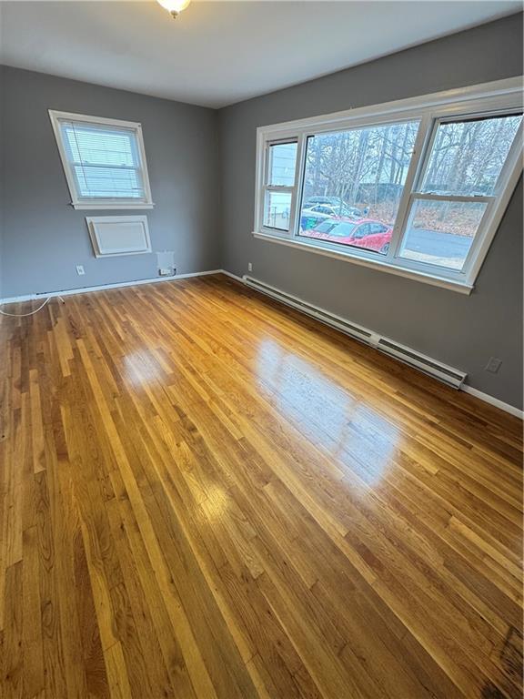 1915 South Railroad Avenue Oakwood Staten Island NY 10306