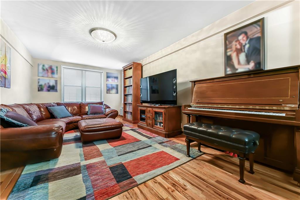 2546 East 13th Street Sheepshead Bay Brooklyn NY 11235