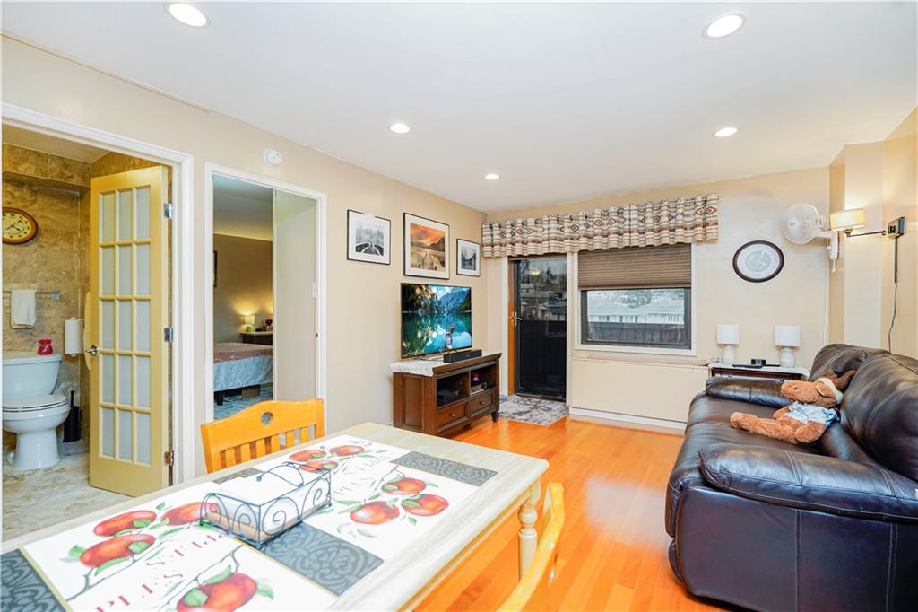 1000 Clove Road Staten Island NY 10301
