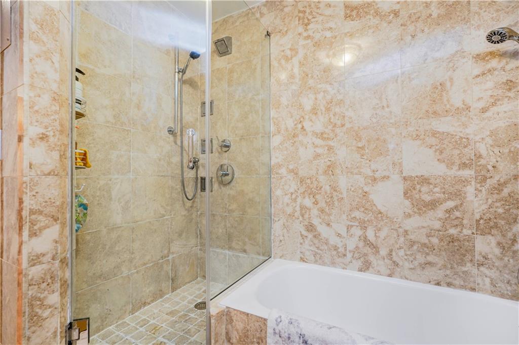 1000 Clove Road Staten Island NY 10301