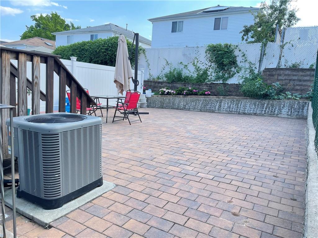 81 Burgundy Loop Park Hill Staten Island NY 10304