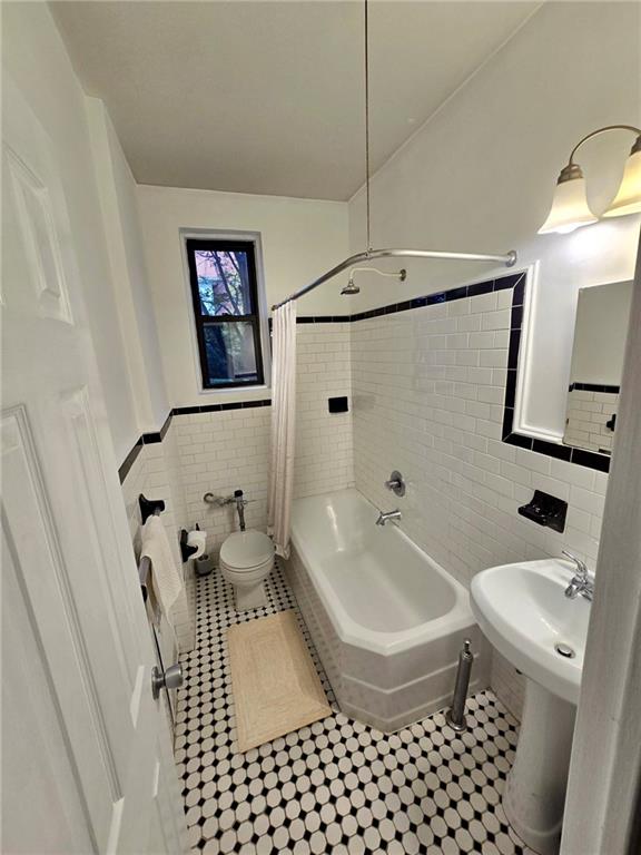 2515 Glenwood Road Flatbush Brooklyn NY 11210