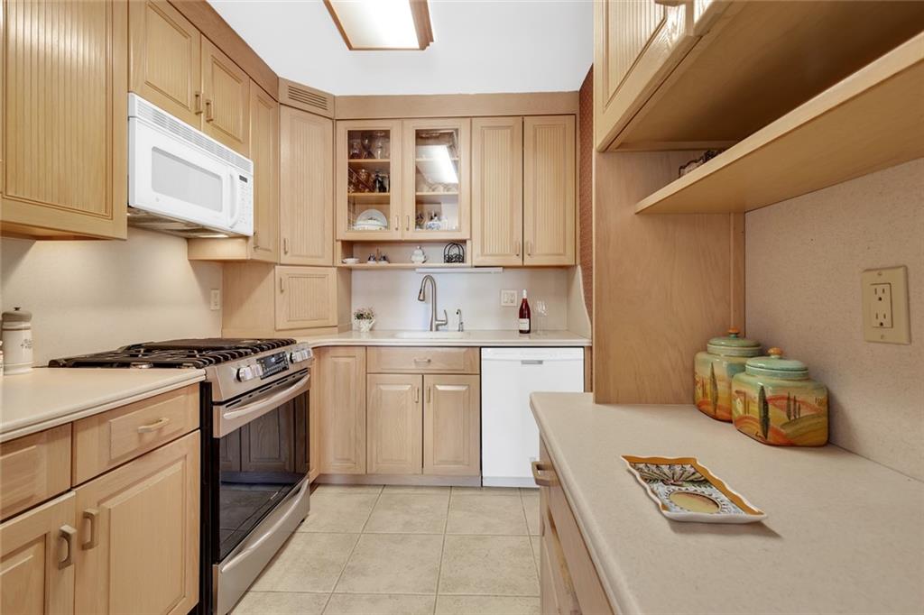 9201 Shore Road Bay Ridge Brooklyn NY 11209
