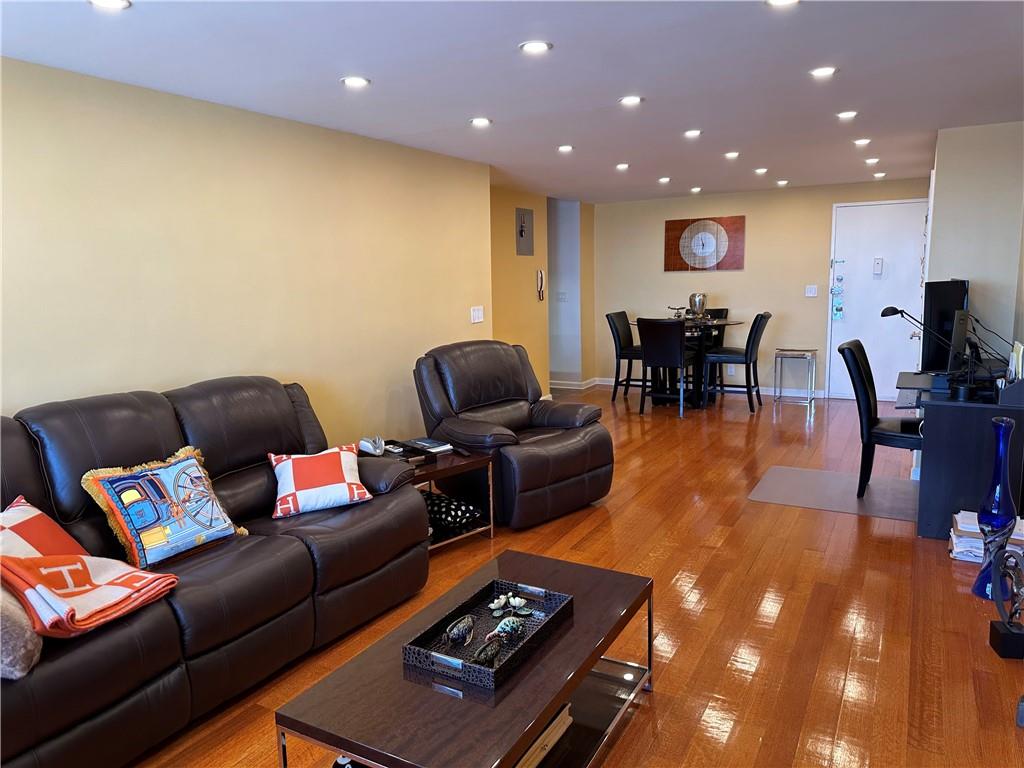 35 Seacoast Terrace Brighton Beach Brooklyn NY 11235
