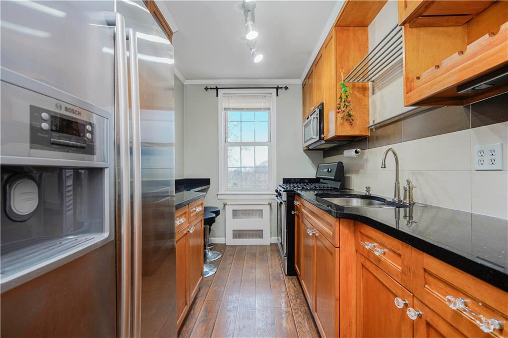 6665 Colonial Road Bay Ridge Brooklyn NY 11220