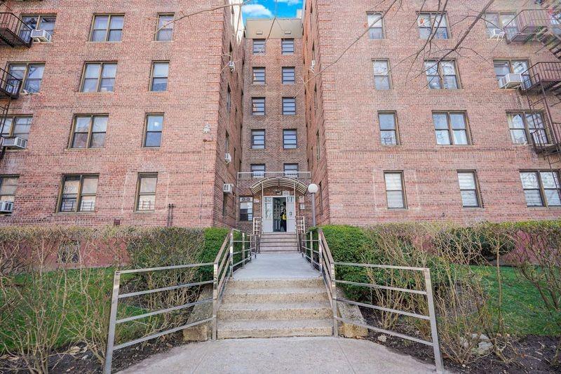 2645 Homecrest Avenue Sheepshead Bay Brooklyn NY 11235