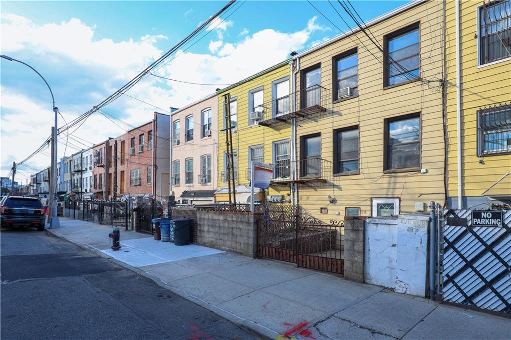 1271 Tabor Court Bensonhurst Brooklyn NY 11219
