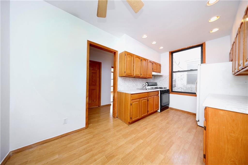 1271 Tabor Court Bensonhurst Brooklyn NY 11219