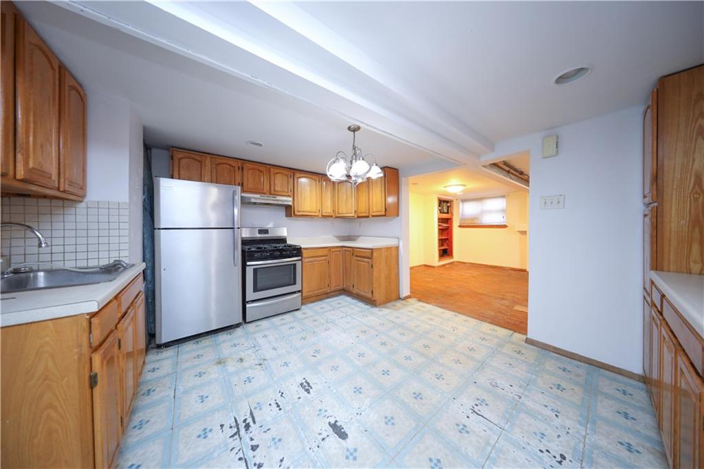 1271 Tabor Court Bensonhurst Brooklyn NY 11219