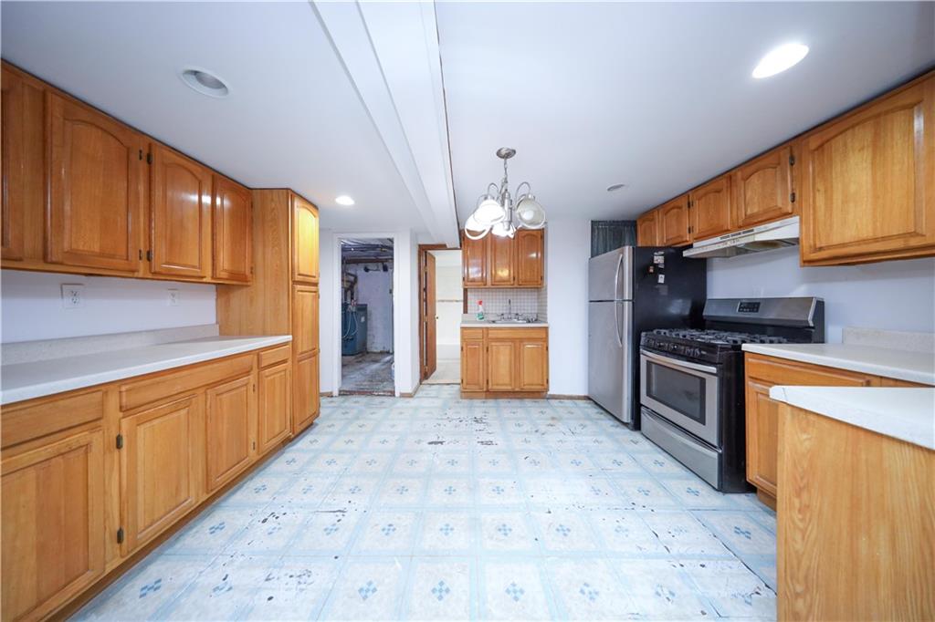 1271 Tabor Court Bensonhurst Brooklyn NY 11219