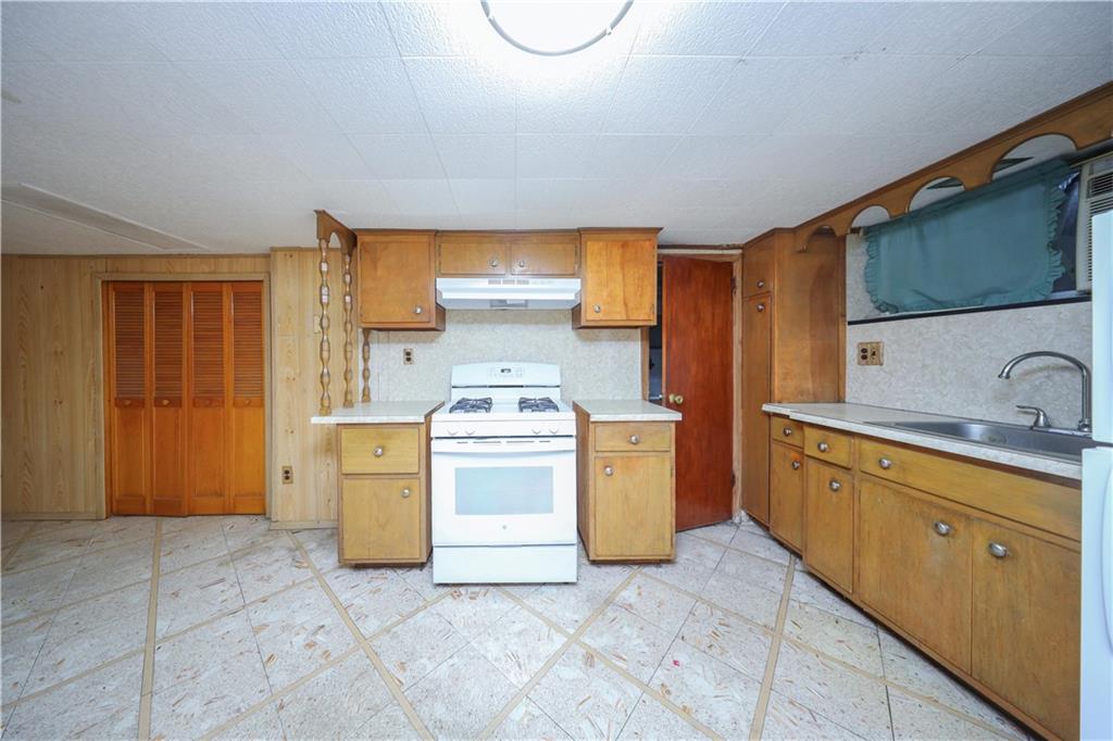 8857 16th Avenue Bensonhurst Brooklyn NY 11214