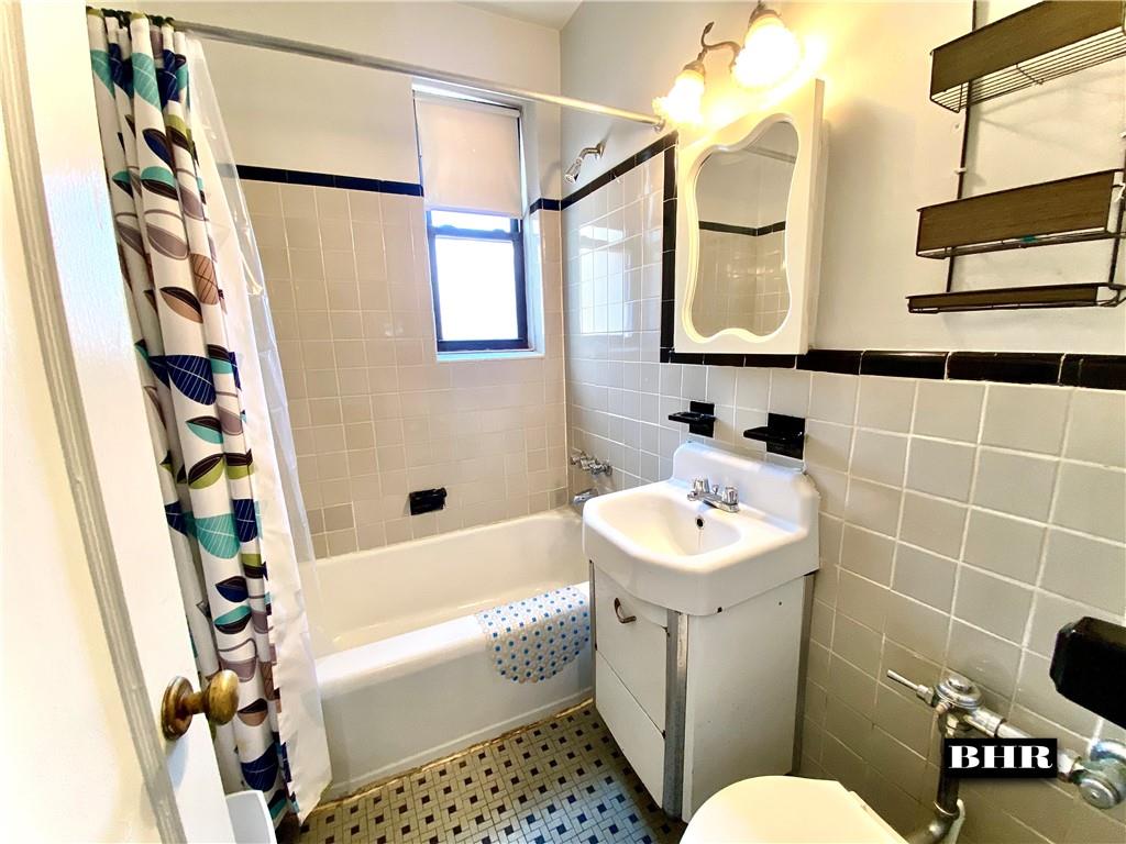 2615 Homecrest Avenue Sheepshead Bay Brooklyn NY 11235