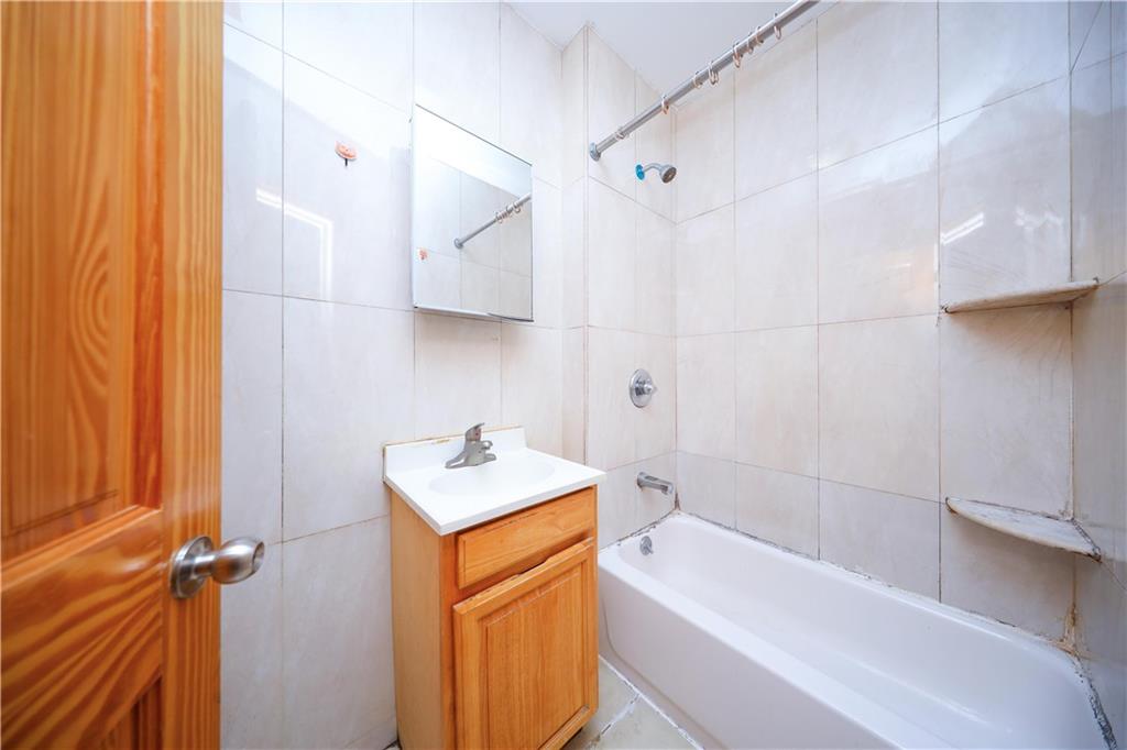6910 10th Avenue Dyker Heights Brooklyn NY 11228
