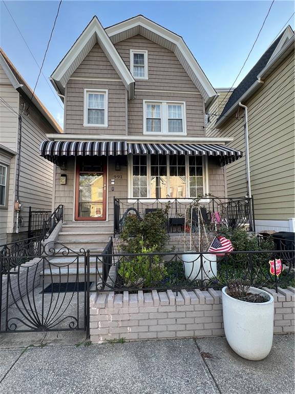 991 East 93rd Street Canarsie Brooklyn NY 11236